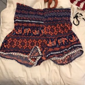 Elephants design shorts
